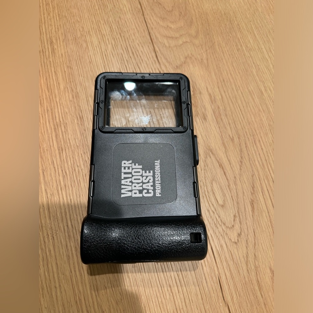 Shell box Underwater Diving Waterproof Case - Picture 8 of 8